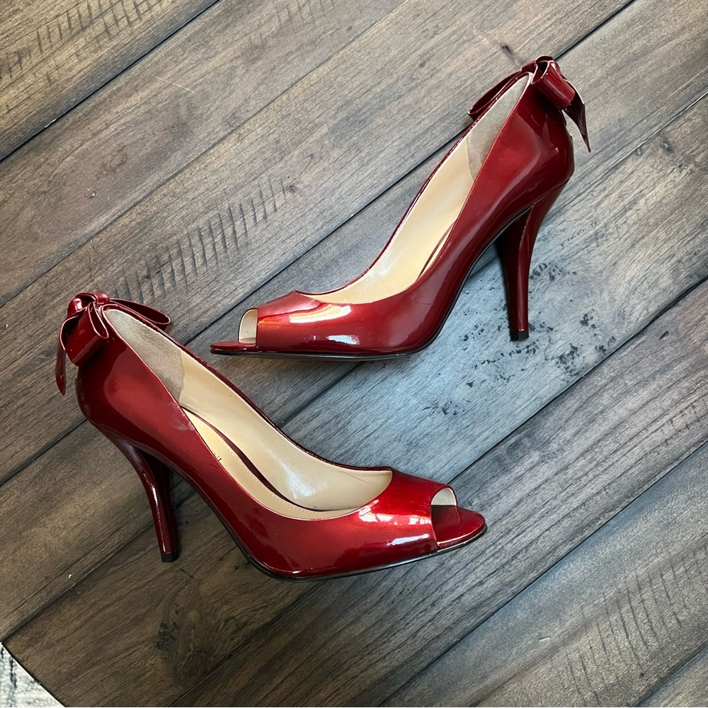 Enzo Angiolini | Eamistle Red Patent Leather Peeptoe Bow Pump Heels